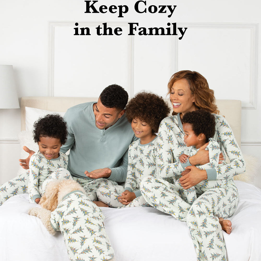 Snug Kerst Holly Bomen Bijpassende Familie Kerst Pyjama's