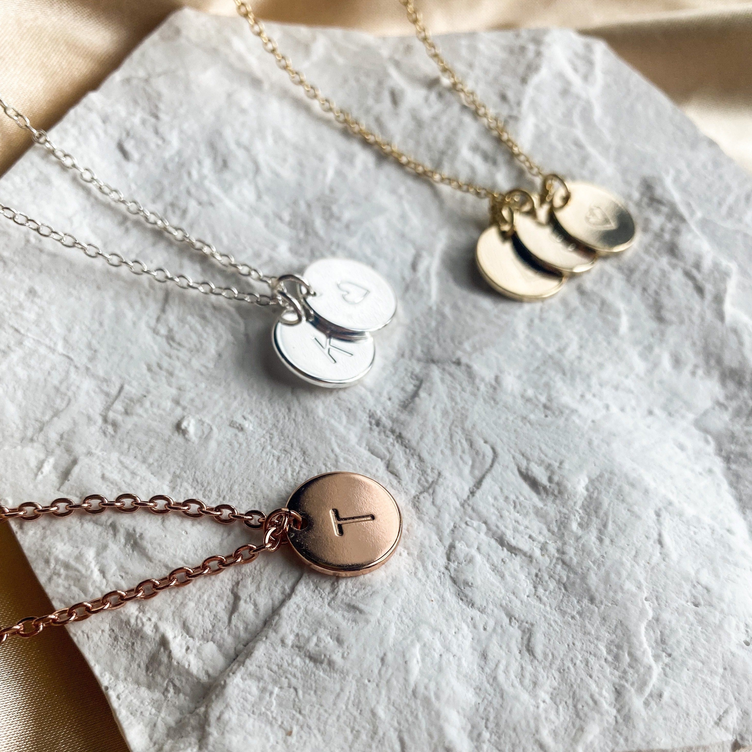 Gepersonaliseerde initialen ketting | Draag de initialen van je liefdes