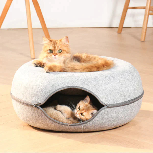Gezellige Donut Kattenbed – Pluche Materiaal, Antislip Onderkant, 20-Inch Diameter, Ideaal voor Ontspanning en Spel