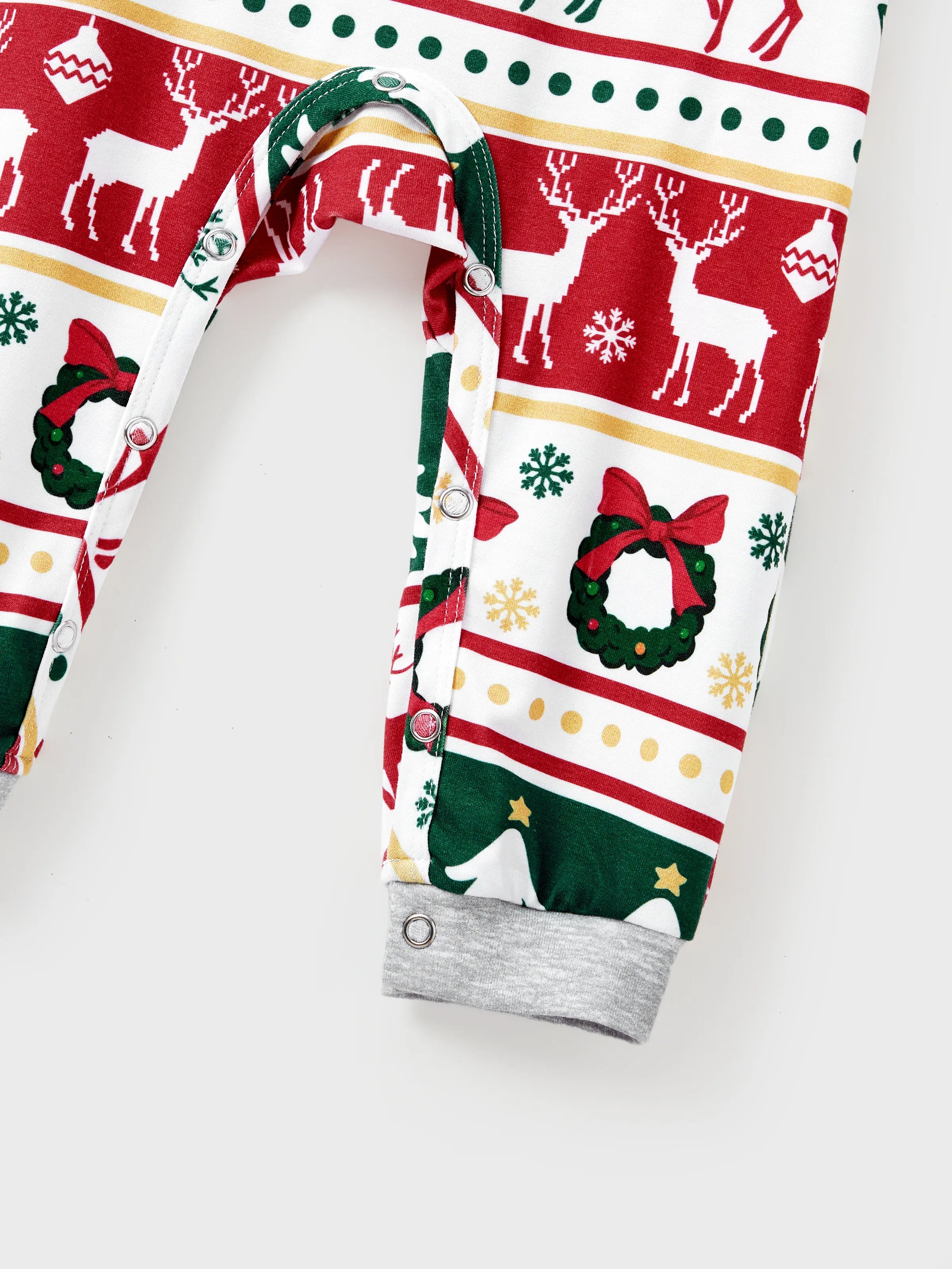 ReindeerJams | Gezinsmatching Kerstpyjama's met Rendier en Kerstboompatroon met ColorBlock Sokken