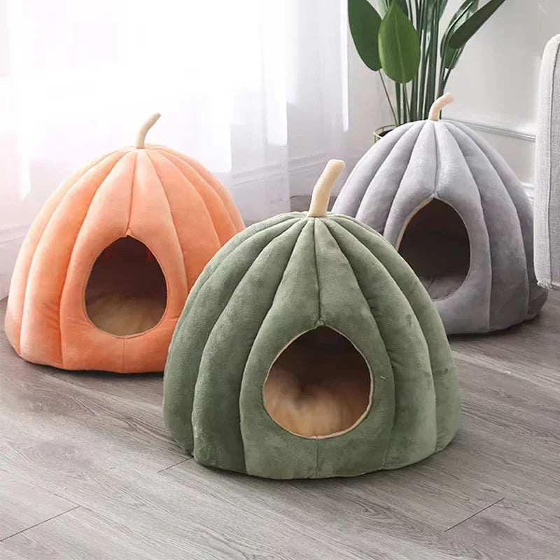 Pumpkinpaws Cozy Pompoenvormige Kattenbed voor wintercomfort & halloween sfeer