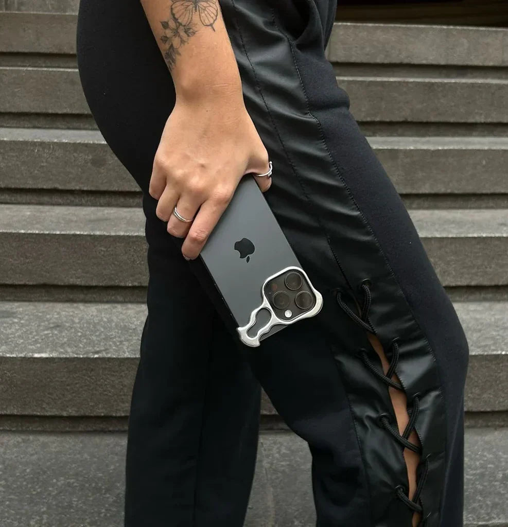 ArmorGuard - Duurzaam iPhone Edge Guard Hoesje voor Bescherming tegen Stoten en Krassen