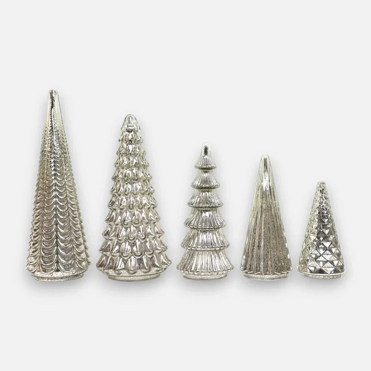 GlansPine LED Dennenset – 5-delig Zilveren Kerstdecoratie met Warm Licht