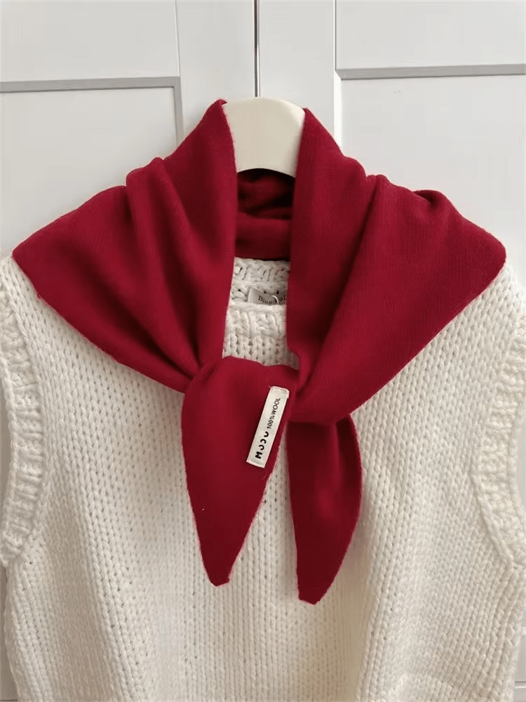 WolWeef Driehoekige Gebreide Sjaal – Zachte Wolmix Sjaal voor Warmte en Stijl