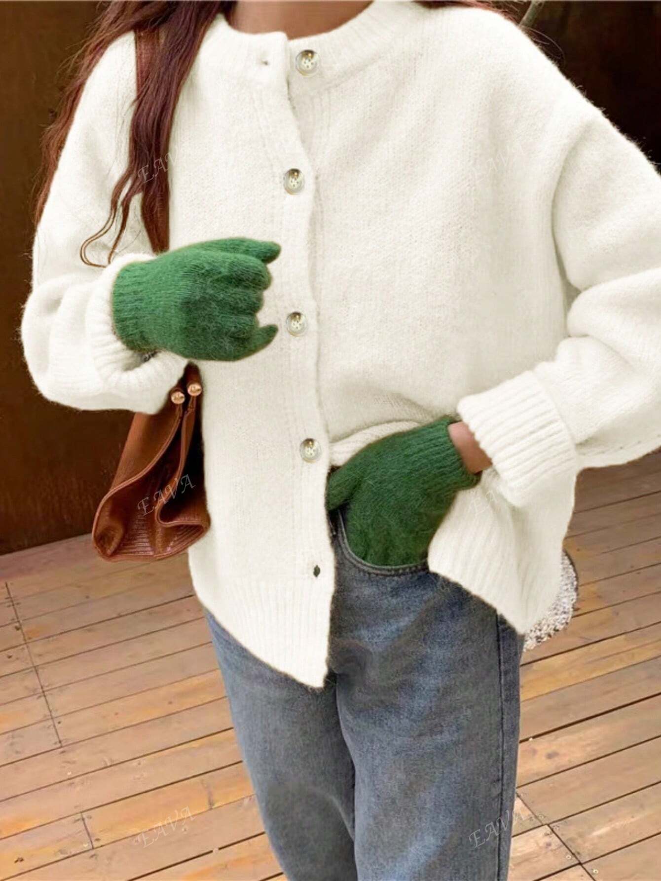 CozyKnoop Oversized Pullover – Ronde Hals met Knopen en Comfortabele Pasvorm