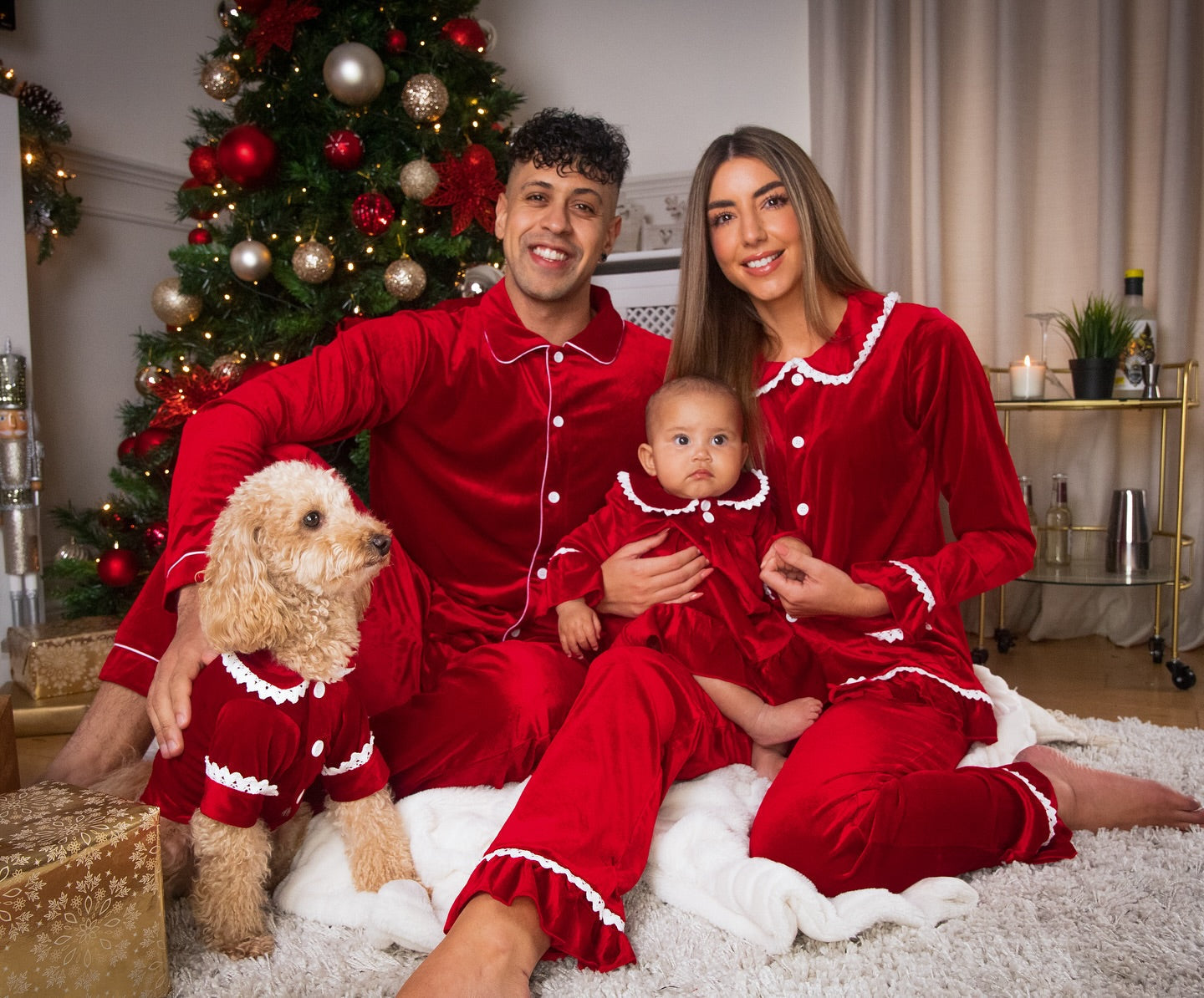 Rode Fluweel Matching Familie Kerst Pyjama's