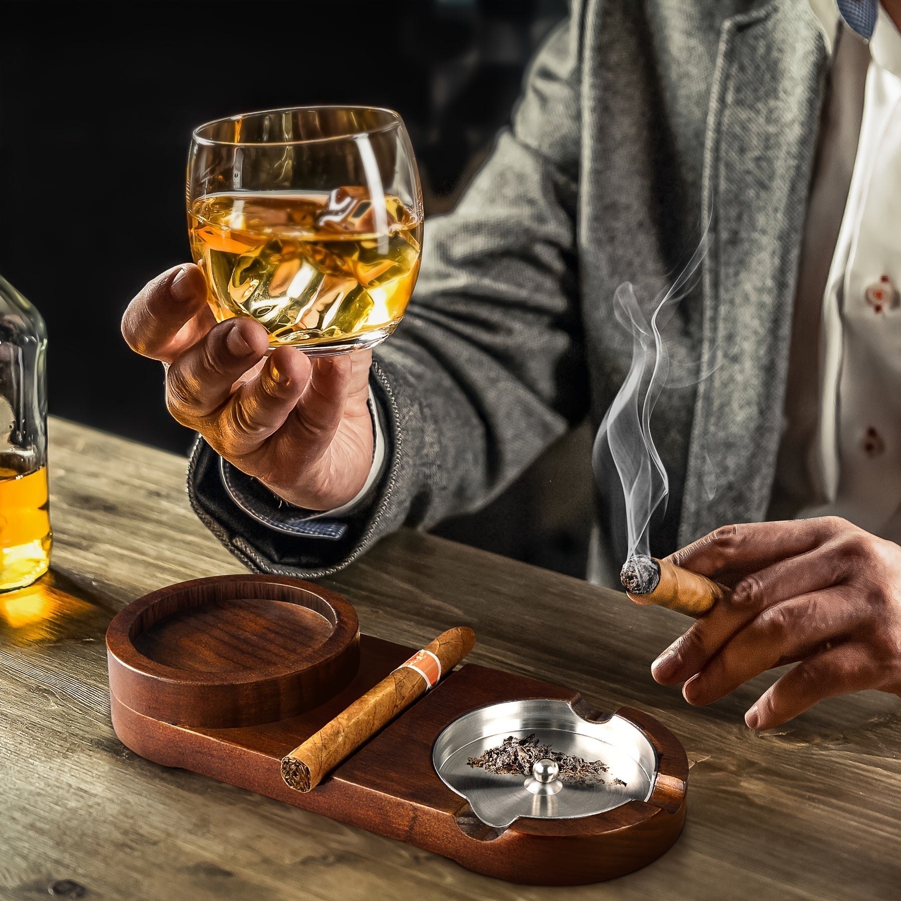 CigarOak Aschenbecher met Whiskeyhouder – Luxe Houten Schaal voor Sigarenliefhebbers