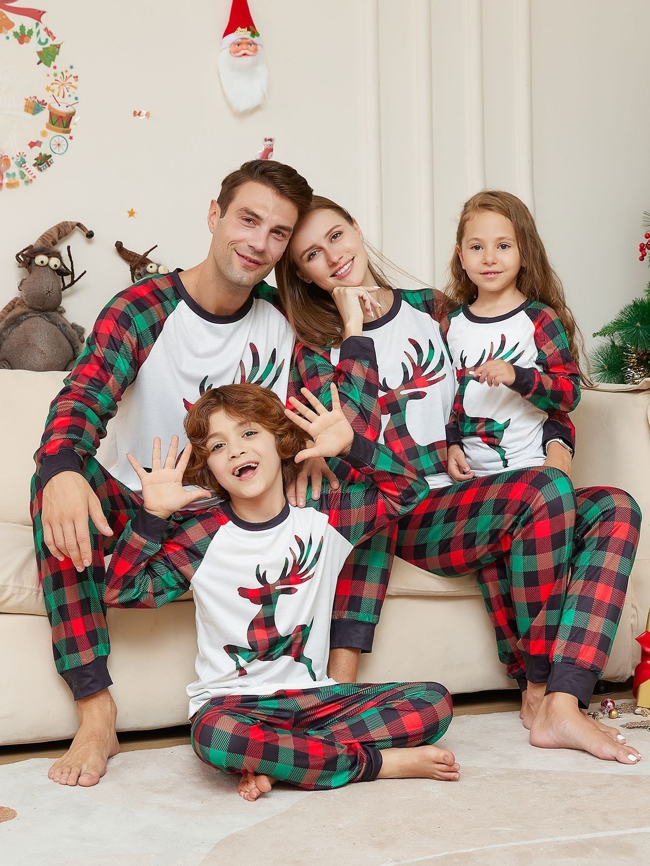 Kerst Ruitpatroon Hert Bijpassende Familie Kerst Pyjama's | Volwassenen, Kinderen & Hond Pyjama's