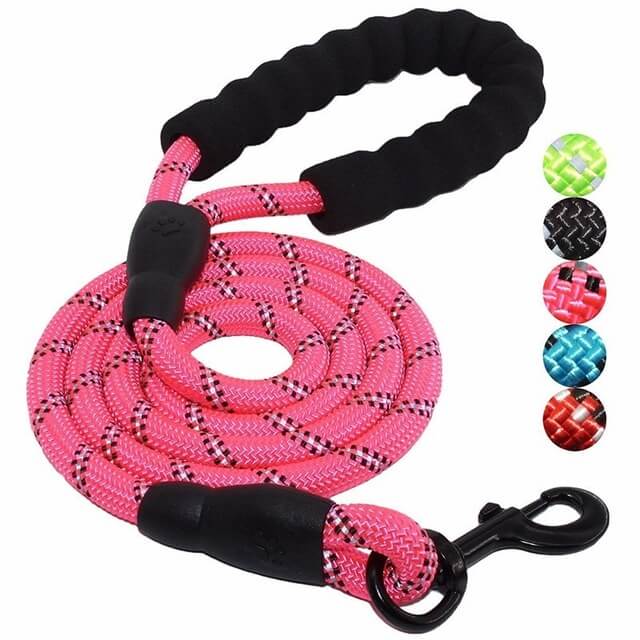 Tangle-Free Reflective Dog Leash – Duurzaam Nylon, 1,8 Meter Lang, 360-Graden Draaibare Haak voor Veilige Avondwandelingen
