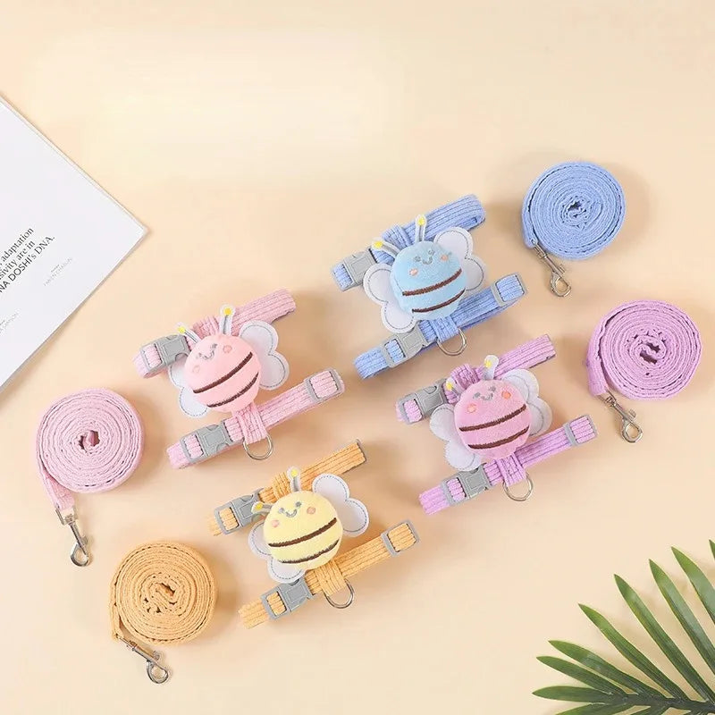 BeeWalk | Verstelbare Harnasset met Leash & Halsband | Dubbel Laags Ontwerp in Cartoon Bijen Look | Voor Katten & Kleine Honden