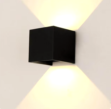 LuxeLumen Waterdichte Wandlamp | Verstelbare stralingshoek voor optimale verlichting