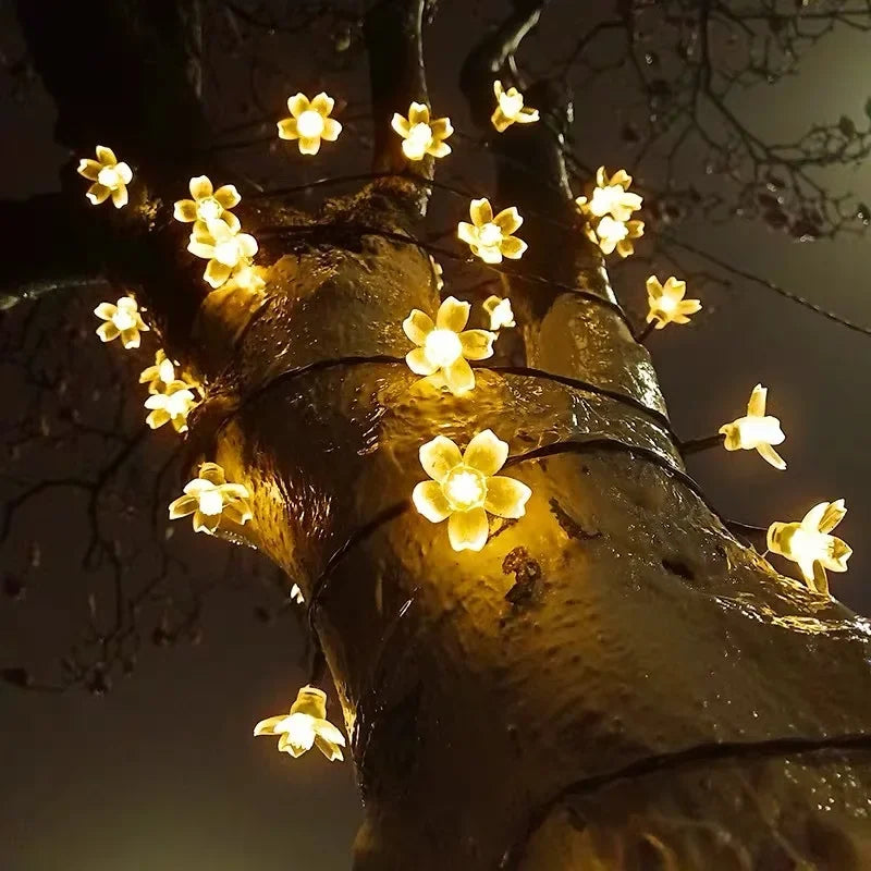 LuxeLumen Tuinbloem | Elegante zonne-energie verlichting voor een betoverende tuin