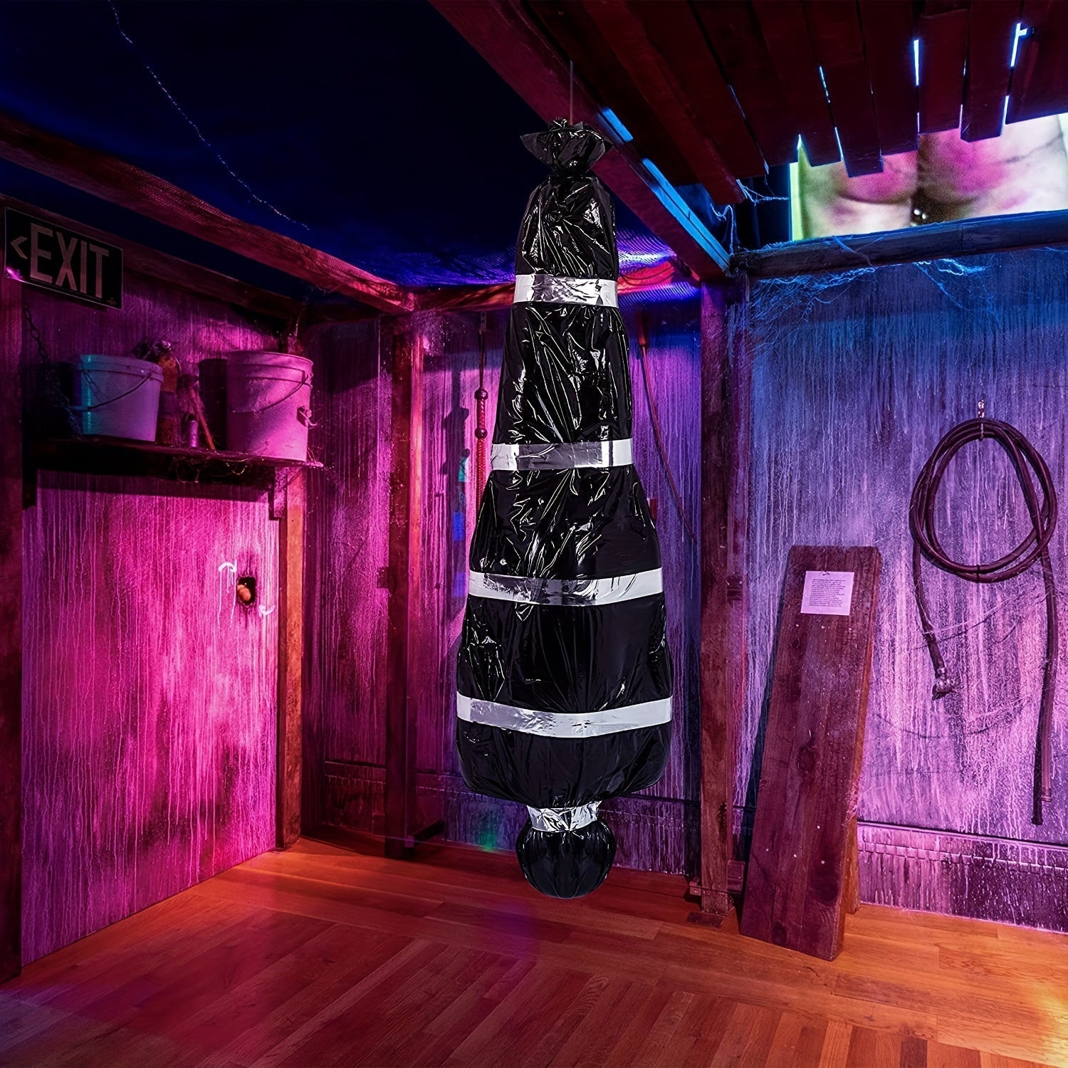 Halloween Hangend Lichaam Opblaasbaar Decor | Realistisch Eng Buiten Decor