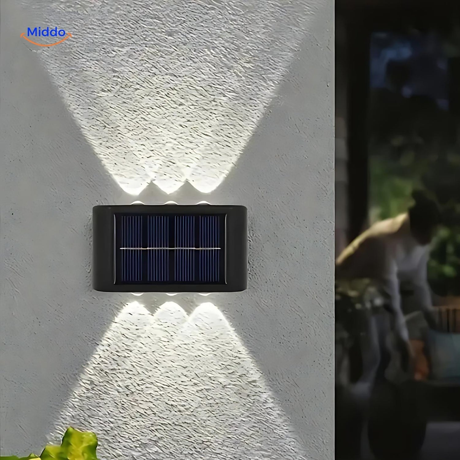 LumiGlow Solar-Wandlamp | Waterdichte LED met Dubbele Kop voor Stijlvolle Buitendecoratie