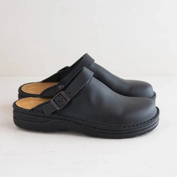 Classic Leren Klompen voor Vrouwen met Verstelbare Gesp – Comfortabele Gesloten Schoenen